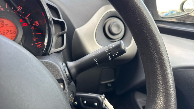 Citroen C1 1.0 VTi Feel 5dr Petrol Hatchback